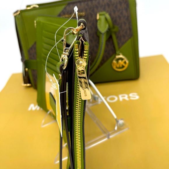 Michael Kors Hope Satchel & Double Zip Wallet - Picture 8 of 16